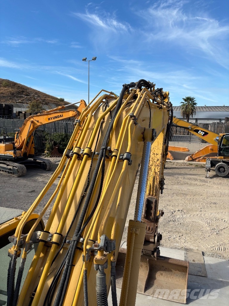 Komatsu PC 210 LC-10 Crawler excavators