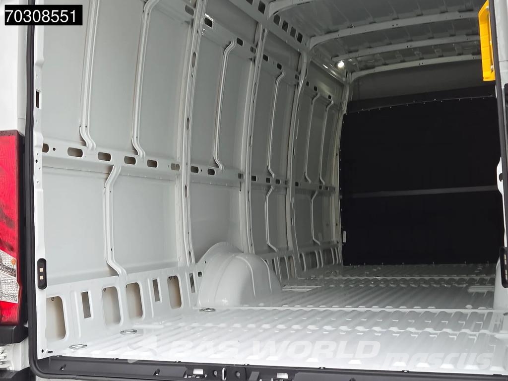Iveco Daily 35S18 Nuevo - 3.0L - Automático - 180CV - L3 شاحنة مقفلة
