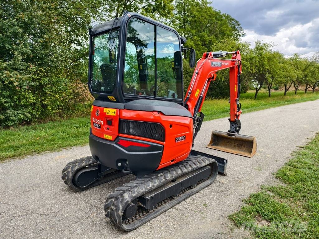 Kubota U27-4 HI Mini bageri <7t