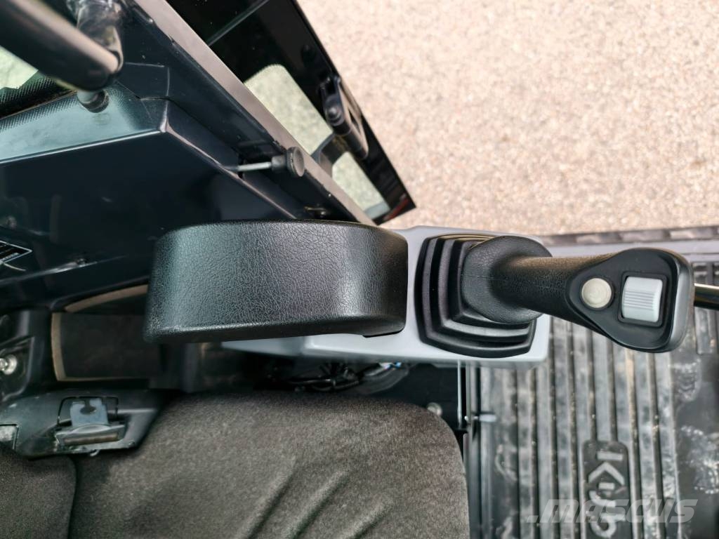 Kubota U27-4 HI Mini bageri <7t