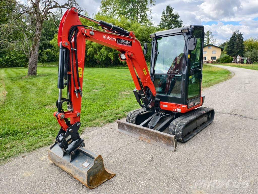 Kubota U27-4 HI Mini bageri <7t