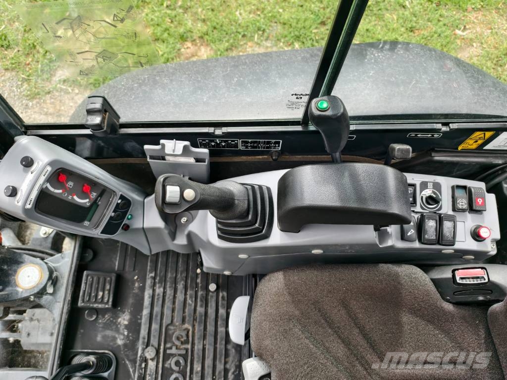 Kubota U27-4 HI Mini bageri <7t