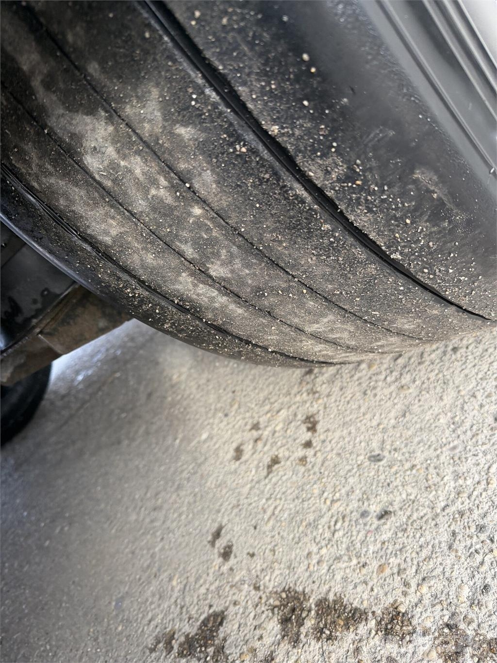 Benalu Iný model VIN 941 نصف مقطورات قلابة