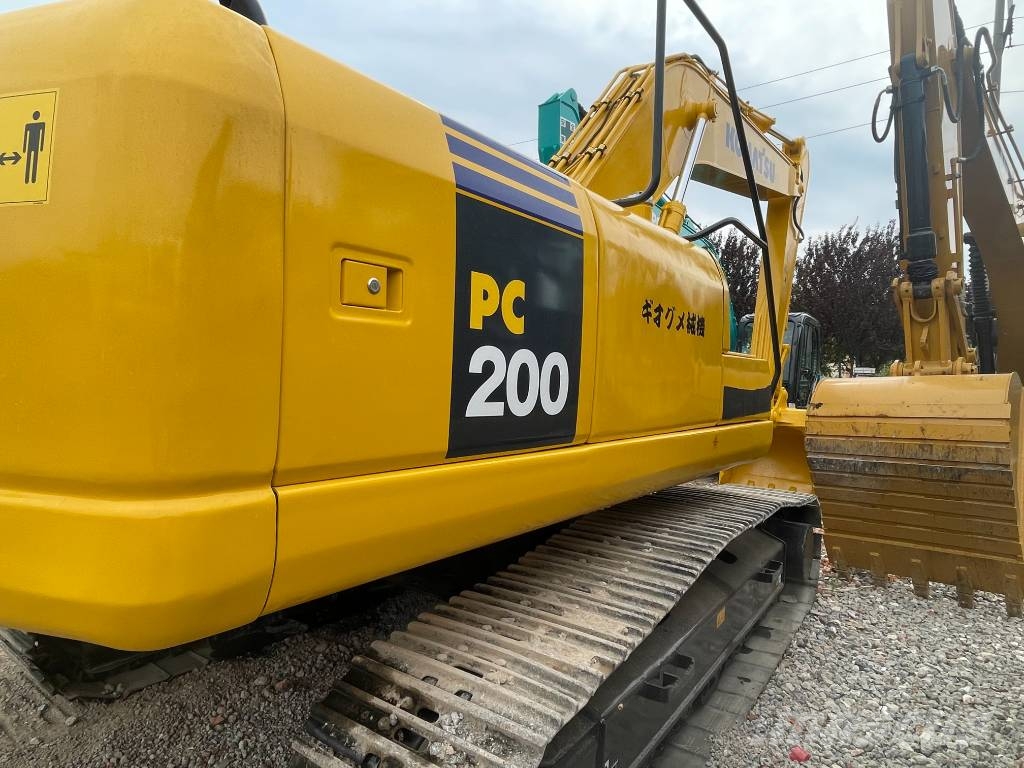 Komatsu PC 200-7 中型挖土機/掘鑿機/挖掘機 7t-12t