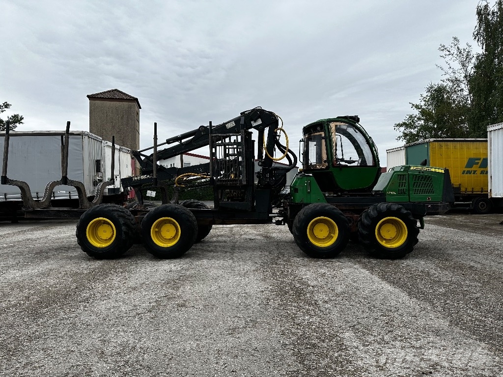 John Deere 1210E 10m CF710 KRAN Kuormatraktorit