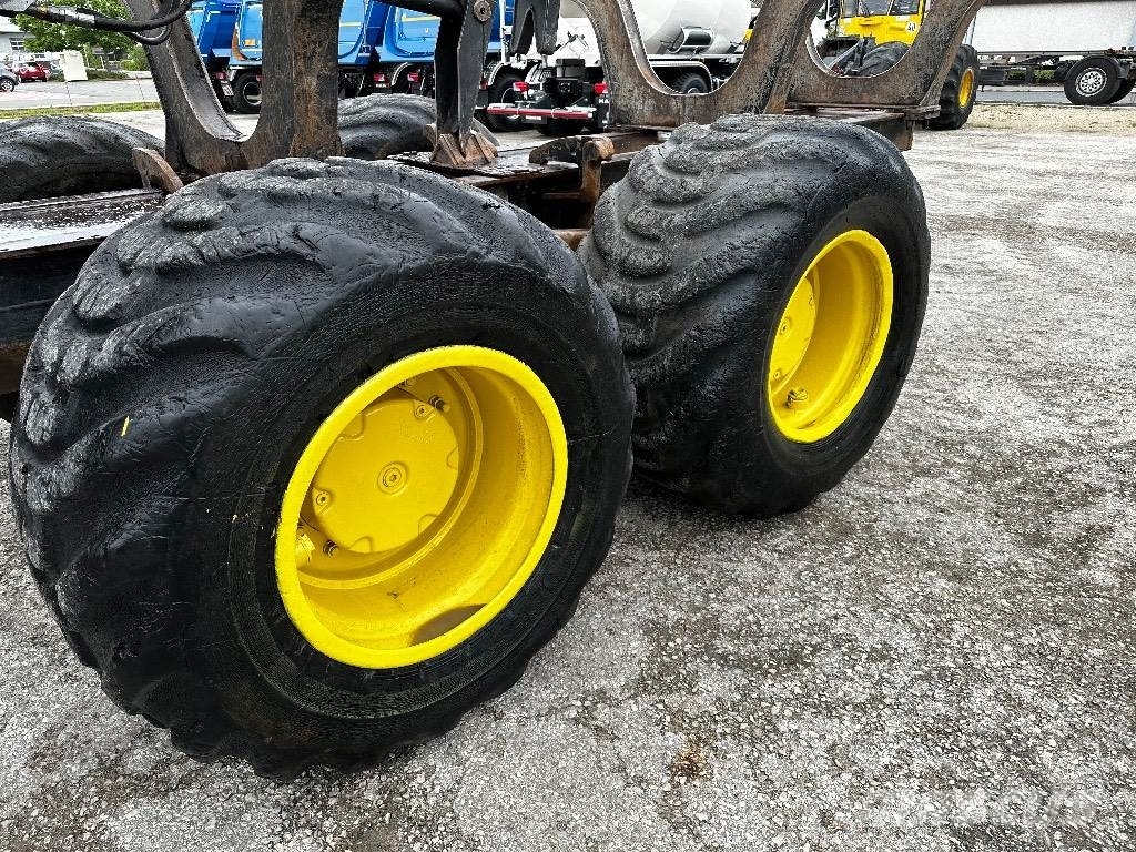 John Deere 1210E 10m CF710 KRAN Kuormatraktorit