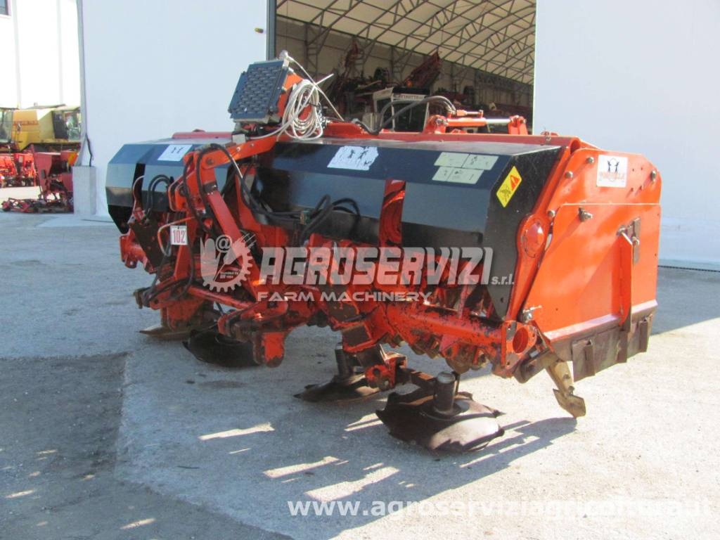 Tortella VANGATRICE TORTELLA MOD. 505-350 (ANNO 2004) Otras máquinas y aperos de labranza