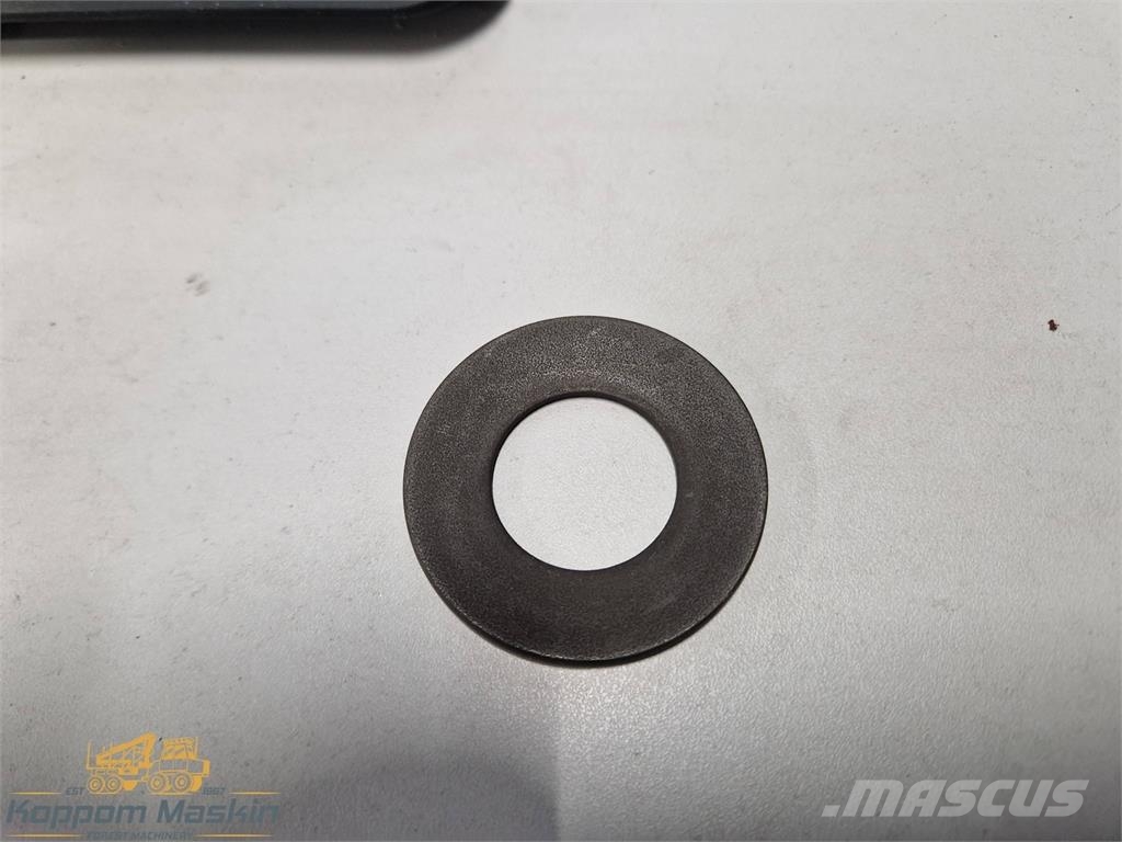 Valmet / Komatsu 5009852 섀시 및 서스펜션