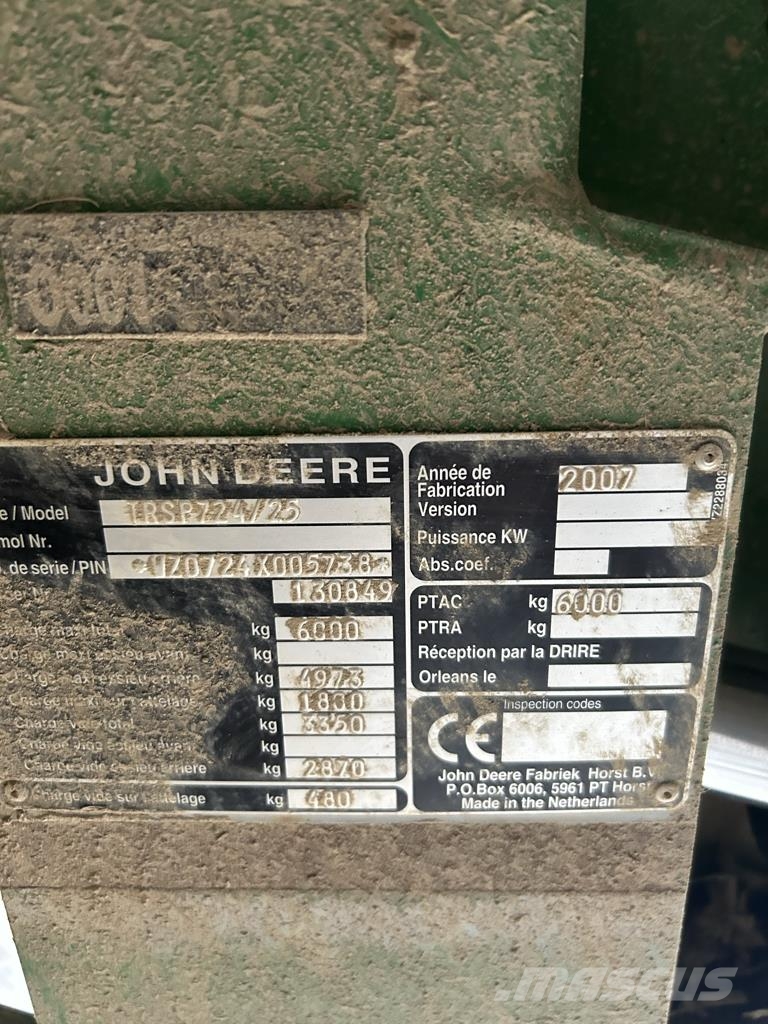 John Deere 724 Vučene prskalice