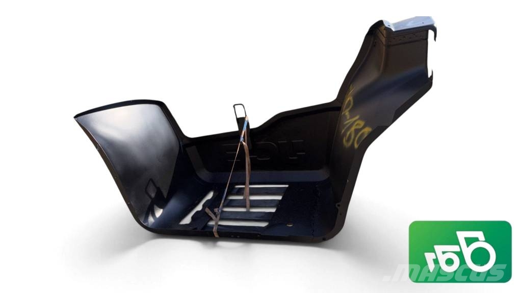 JCB 540-180 Engine Cover / Housing / Shield Chassis en ophanging