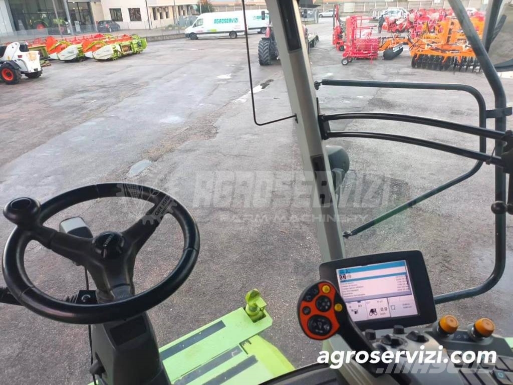 CLAAS Lexion 750 Θεριζοαλωνιστικές μηχανές