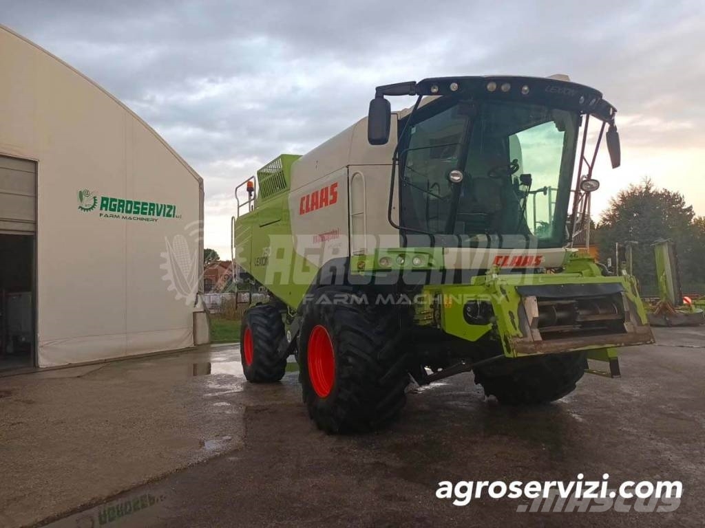 CLAAS Lexion 750 Θεριζοαλωνιστικές μηχανές