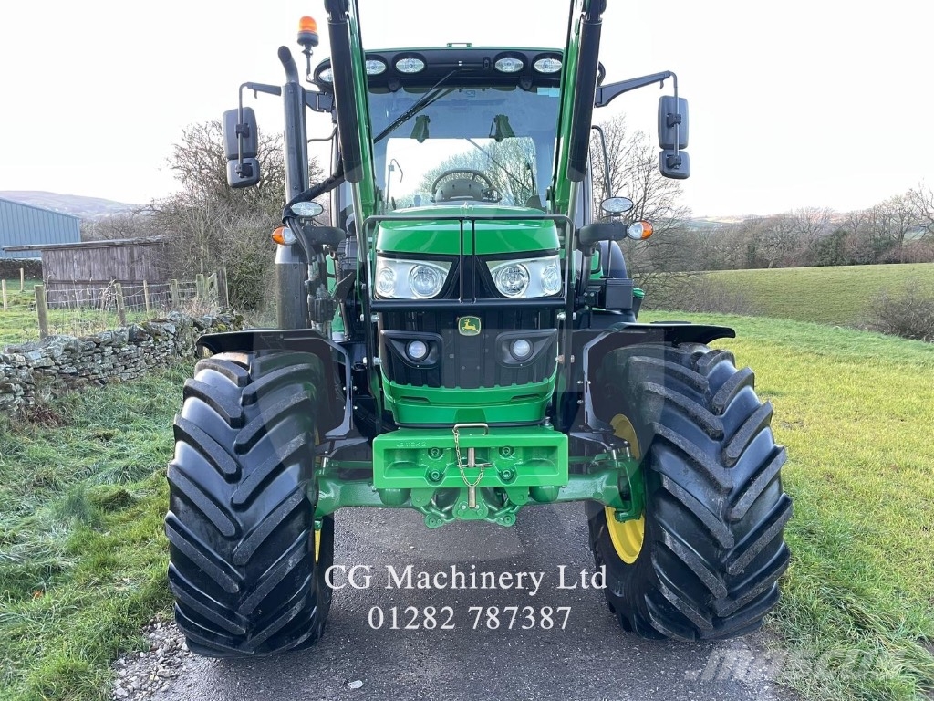 John Deere 6120 R Tractors