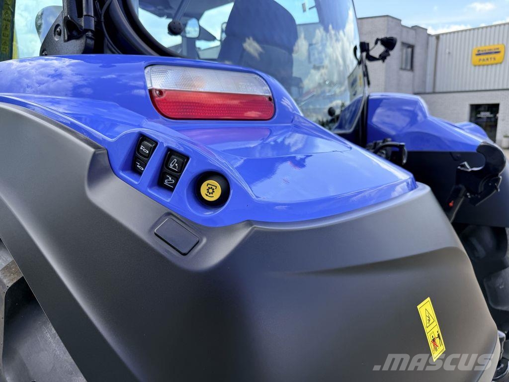 New Holland T5.140 AC Stage V Trattori