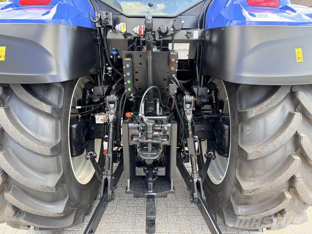 New Holland T5.140 AC Stage V Trattori