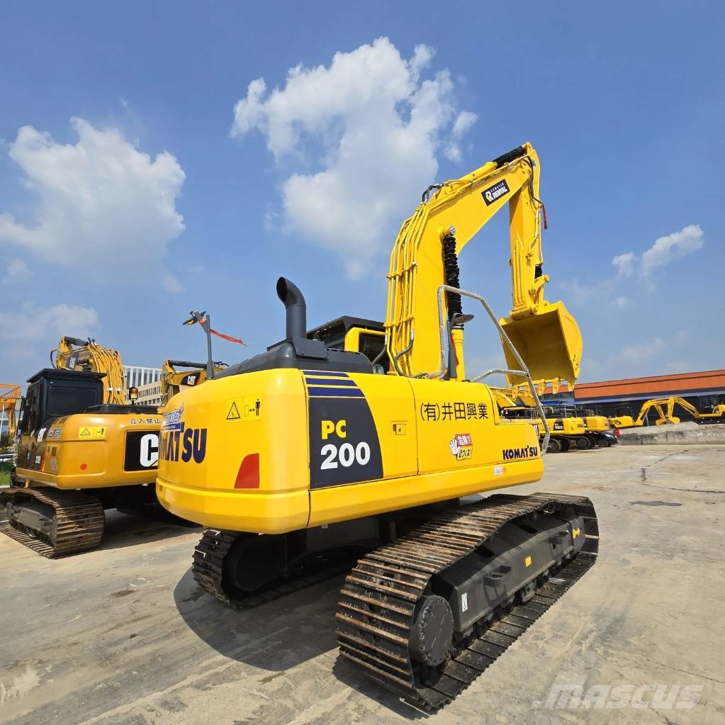 Komatsu PC 200-8 Εκσκαφείς με ερπύστριες