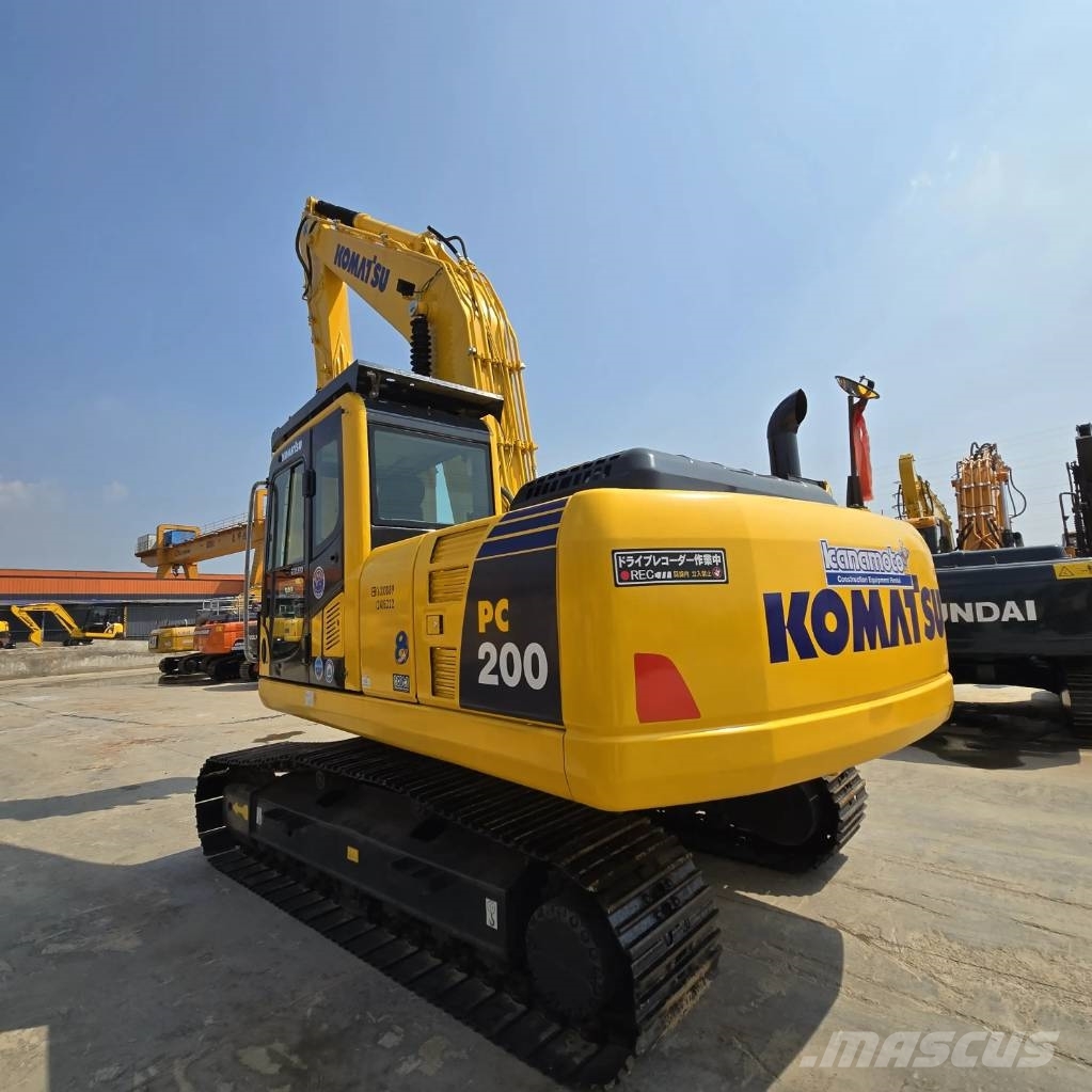 Komatsu PC 200-8 Εκσκαφείς με ερπύστριες