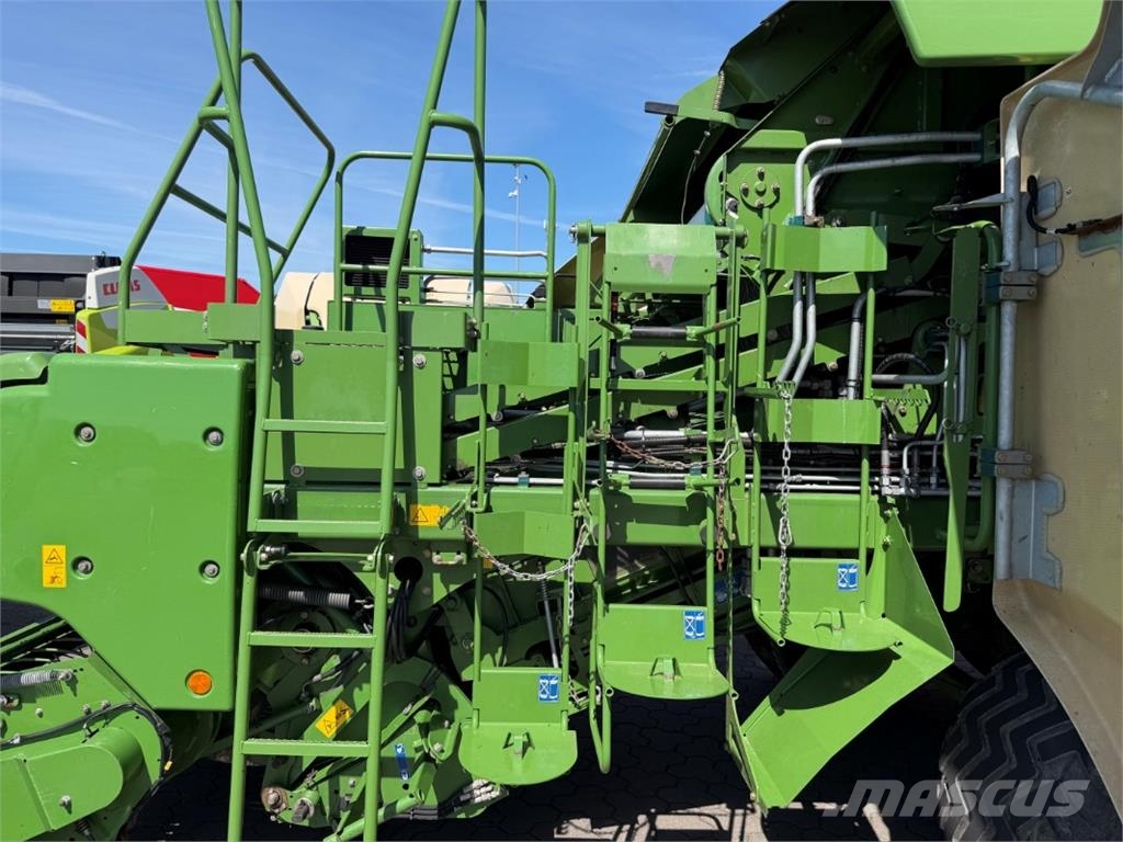 Krone Ultima CF 155 XC 農業機械 -　その他