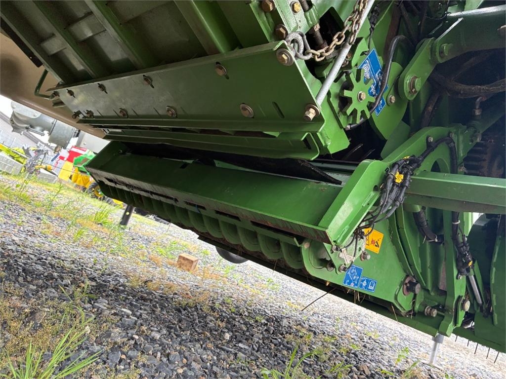 Krone Ultima CF 155 XC 農業機械 -　その他