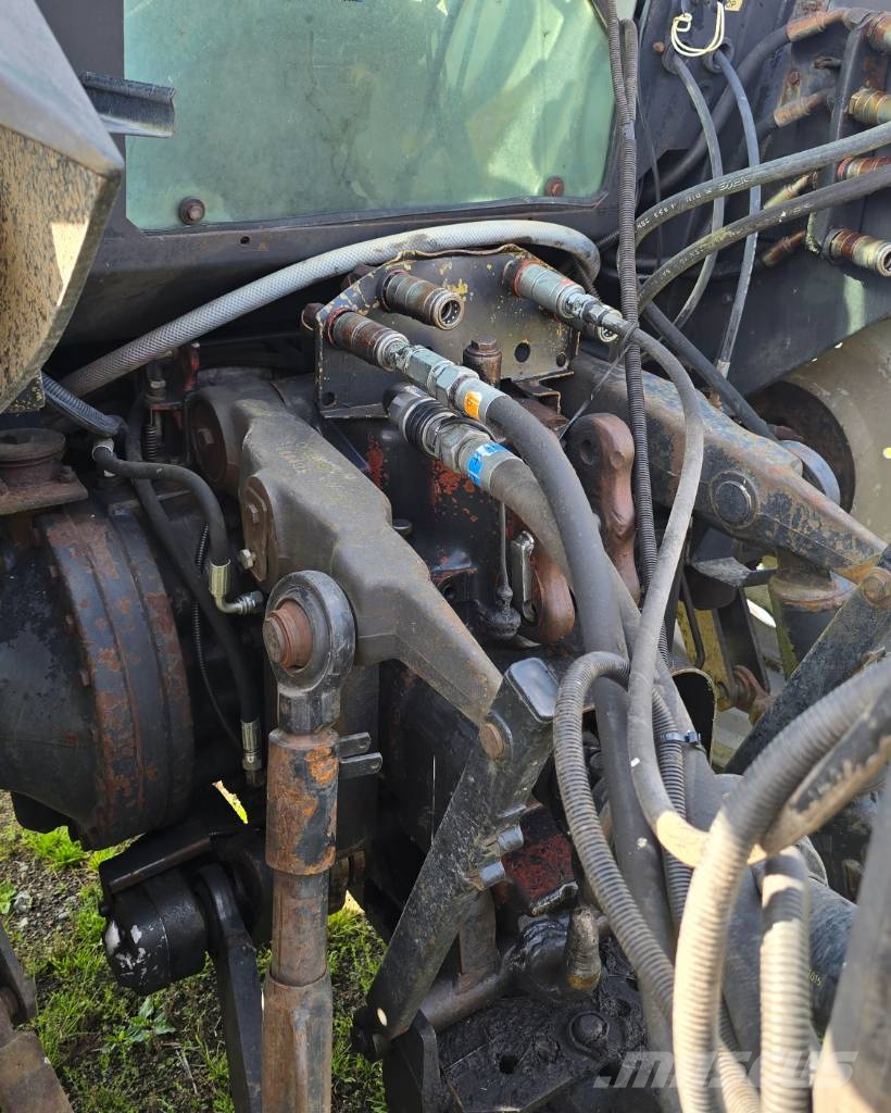 Valtra Valmet 8550 الجرارات
