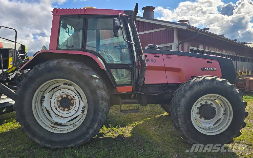 Valtra Valmet 8550 الجرارات