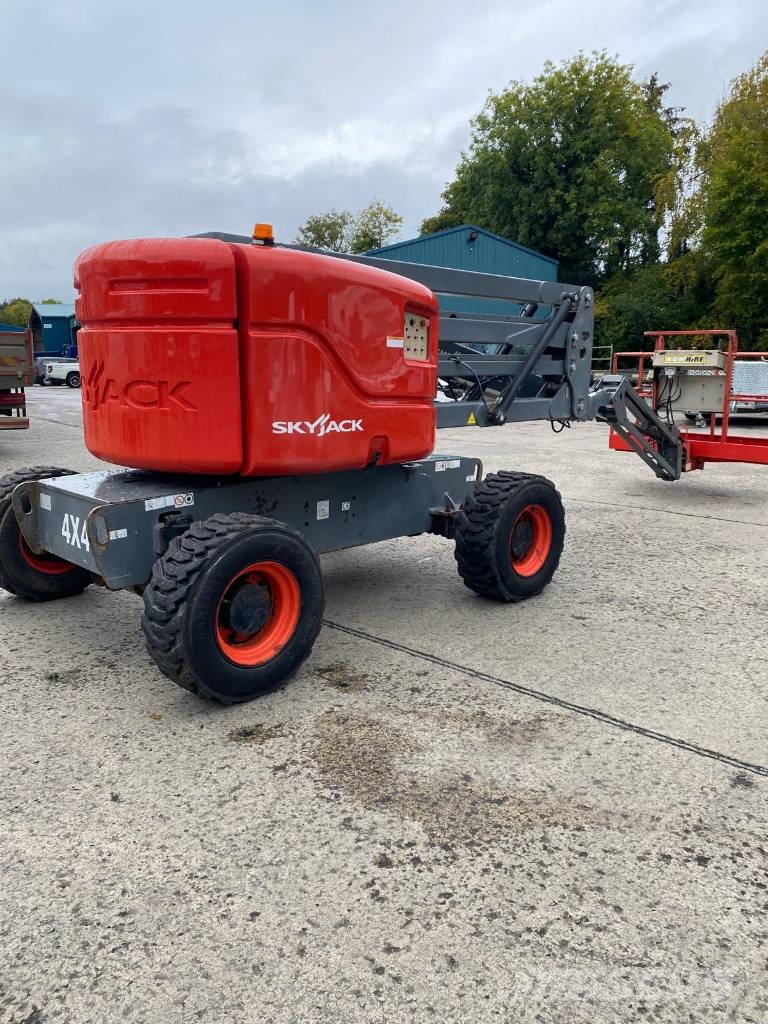 SkyJack SJ 51 AJ / Z45 Колінчаті підйомники