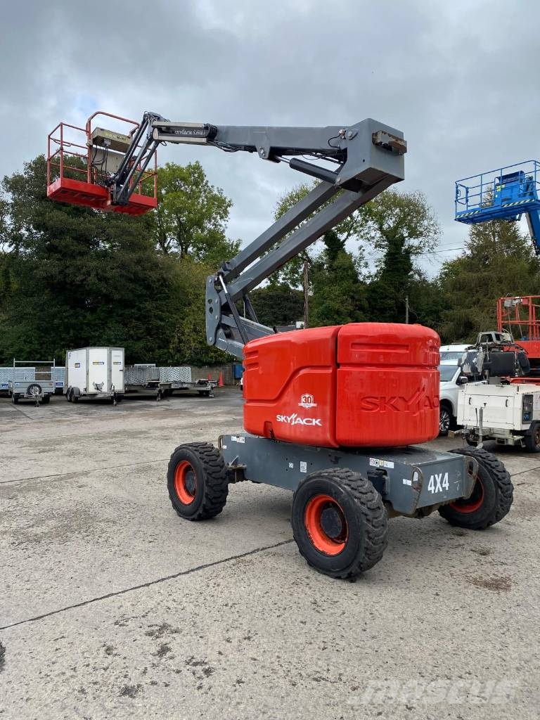 SkyJack SJ 51 AJ / Z45 Колінчаті підйомники