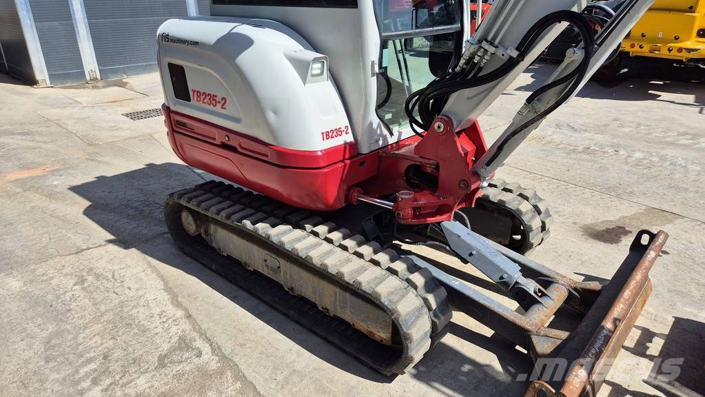 Takeuchi TB235-2 - POWERTILT - 2019 YEAR - 3X BUCKETS - 204 Mini excavators < 7t (Mini diggers)