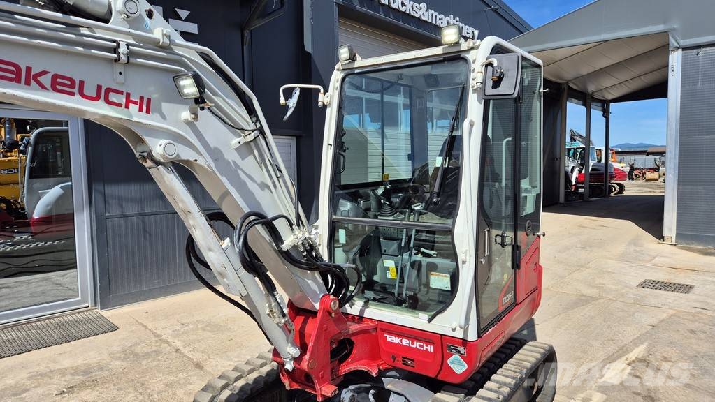 Takeuchi TB235-2 - POWERTILT - 2019 YEAR - 3X BUCKETS - 204 Mini excavators < 7t (Mini diggers)