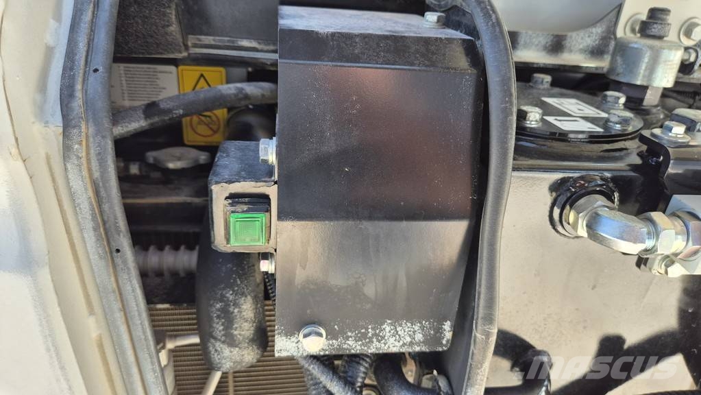Takeuchi TB235-2 - POWERTILT - 2019 YEAR - 3X BUCKETS - 204 Mini excavators < 7t (Mini diggers)