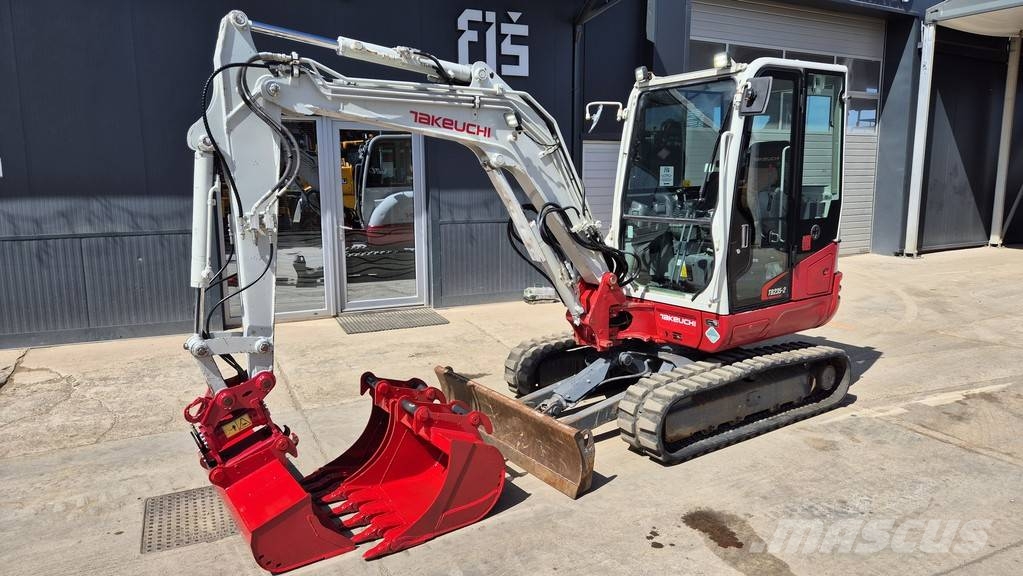 Takeuchi TB235-2 - POWERTILT - 2019 YEAR - 3X BUCKETS - 204 Mini excavators < 7t (Mini diggers)