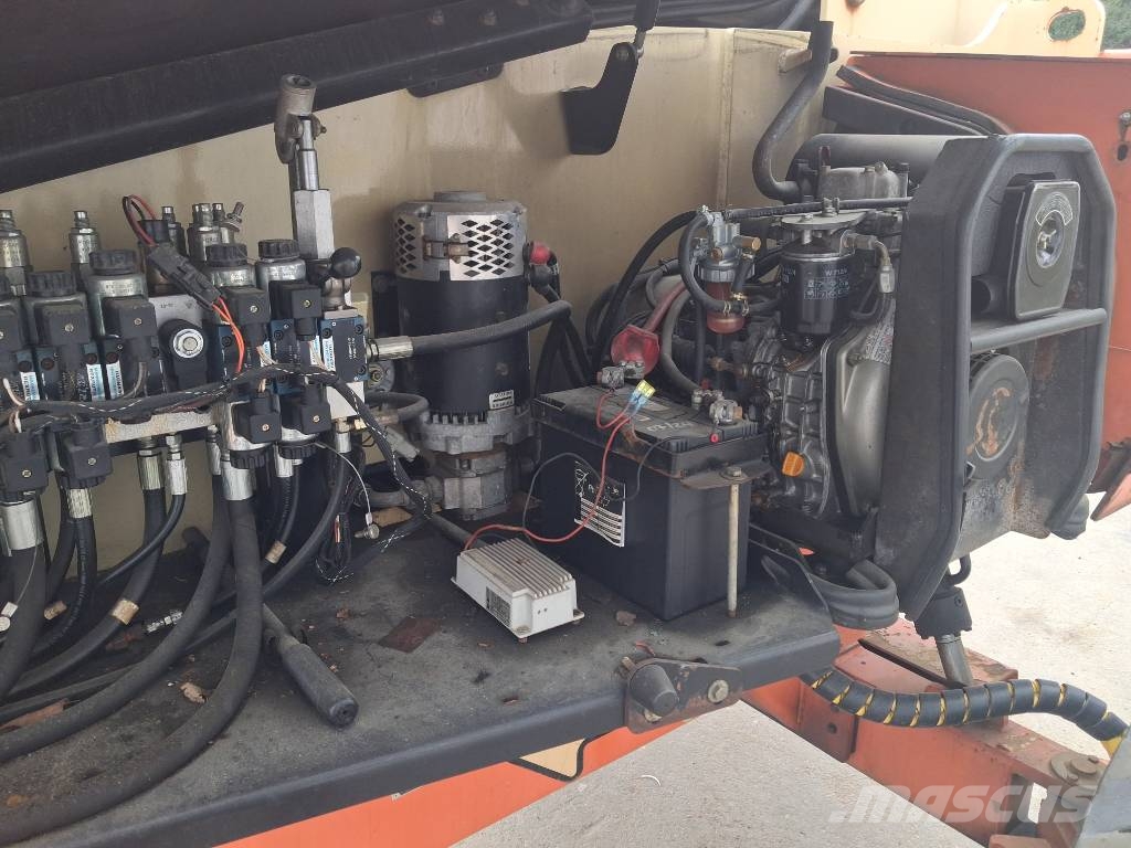 JLG M 600 JP hydridi diesel / akku Knikarmhoogwerkers
