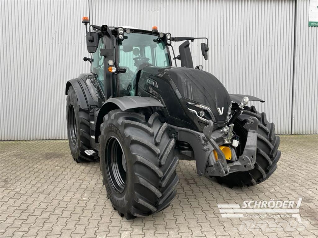 Valtra T 175 ED Traktory