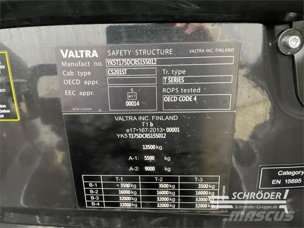 Valtra T 175 ED Traktory