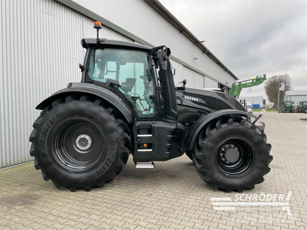 Valtra T 175 ED Traktory