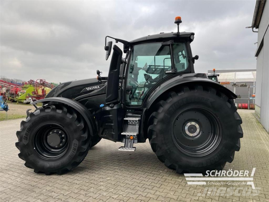 Valtra T 175 ED Traktory