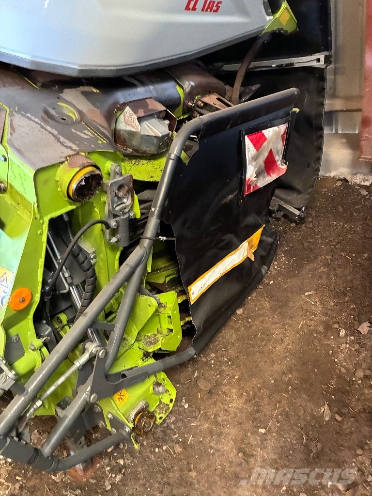 CLAAS Orbis 900 (I65) Samojízdné sekačky