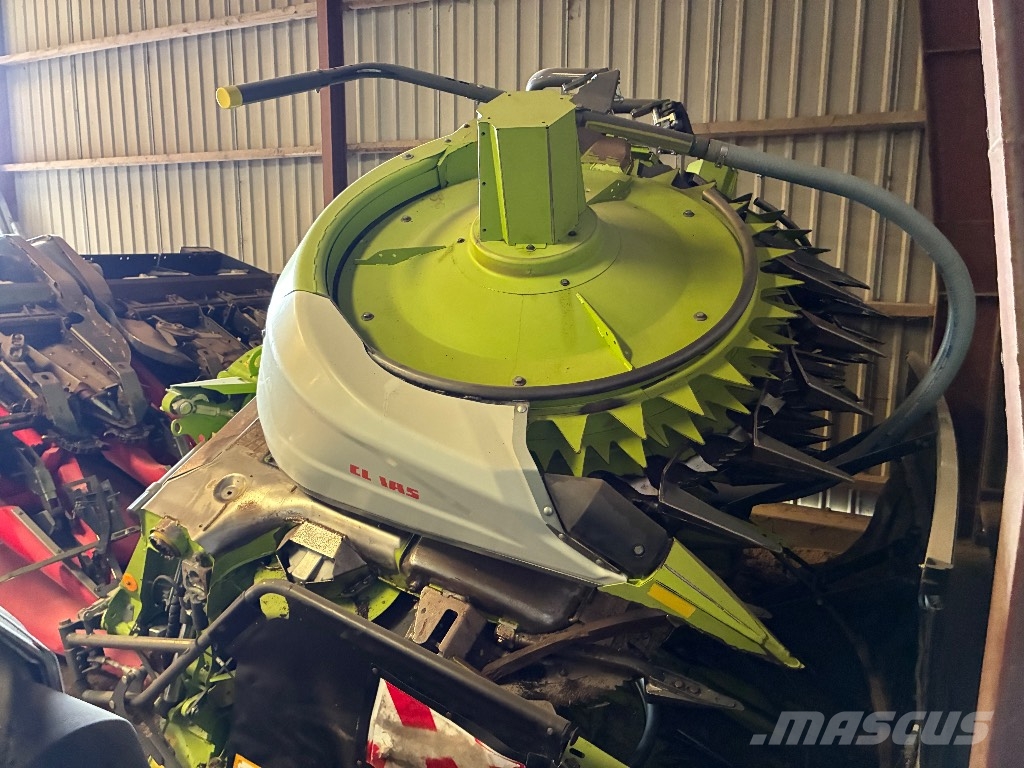 CLAAS Orbis 900 (I65) Samojízdné sekačky