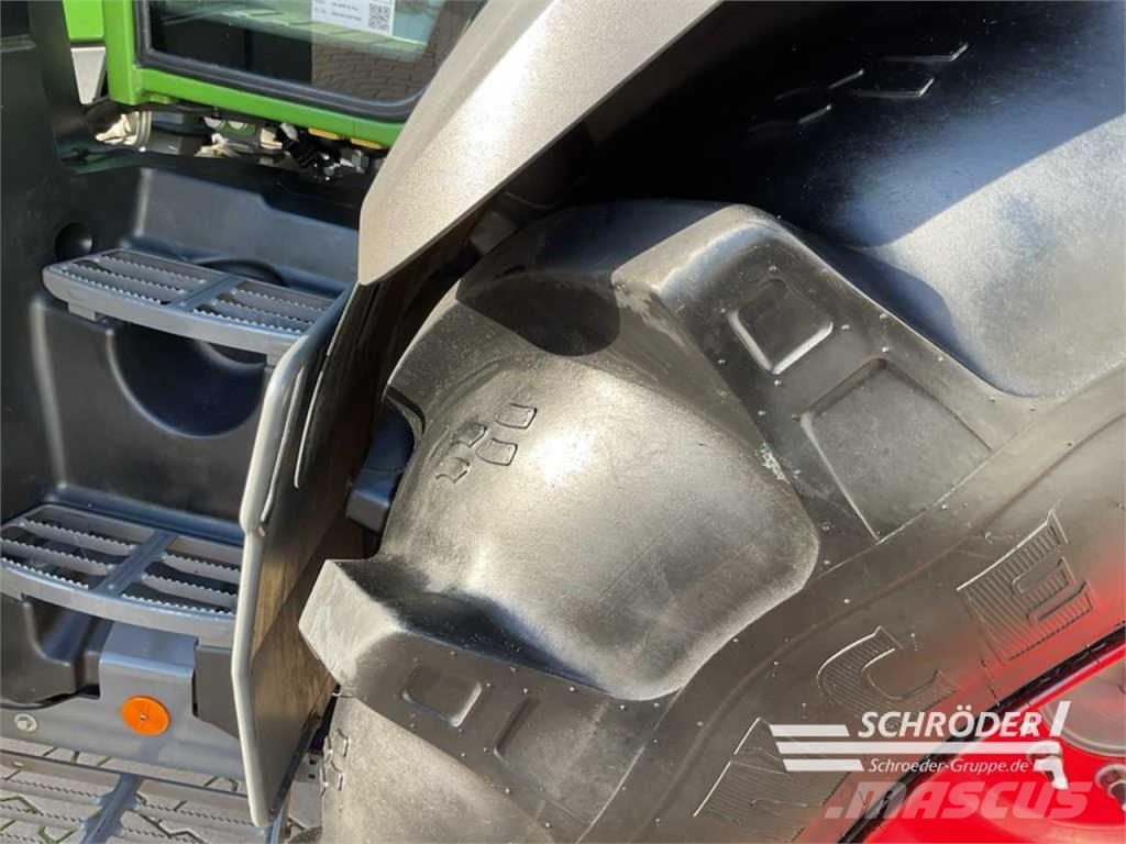 Fendt 724 VARIO S4 PROFI PLUS Трактори