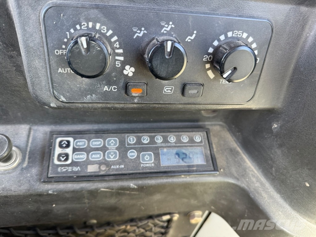 Takeuchi TB 290 Mini bagri <7t