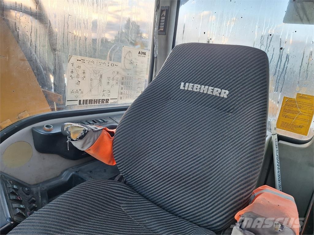 Liebherr A 316 LITRONIC 4X4 Строительная техника - Другие