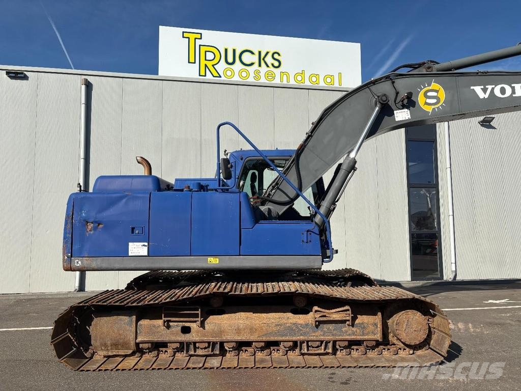 Volvo EC210 + 4870 Hours + bucket + fully operational 特殊挖土機/掘鑿機/挖掘機