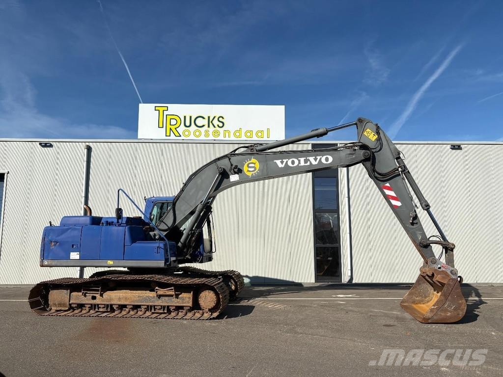 Volvo EC210 + 4870 Hours + bucket + fully operational 特殊挖土機/掘鑿機/挖掘機
