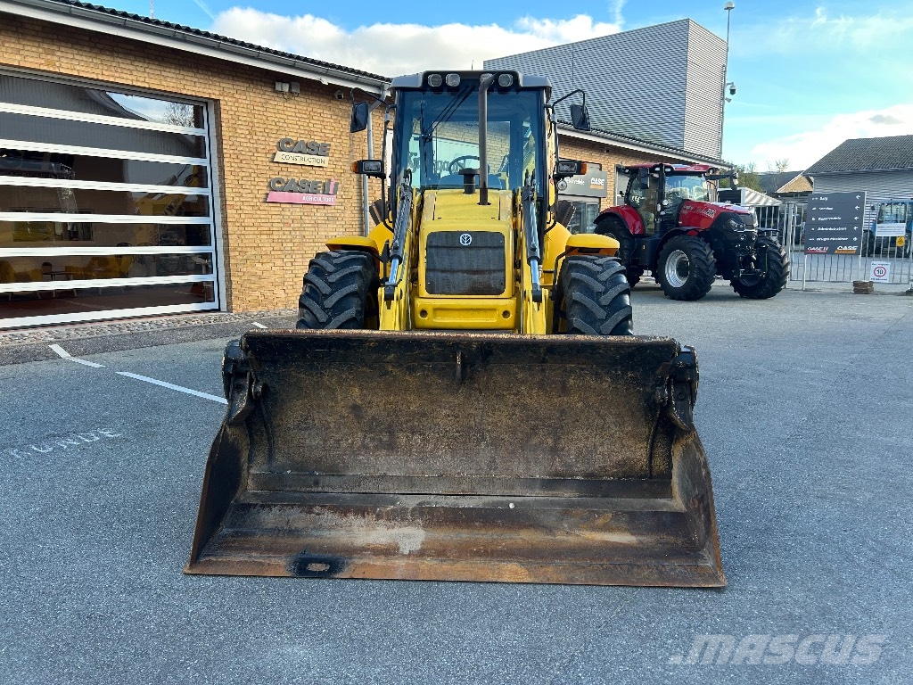 New Holland LB 115 Tractopelle