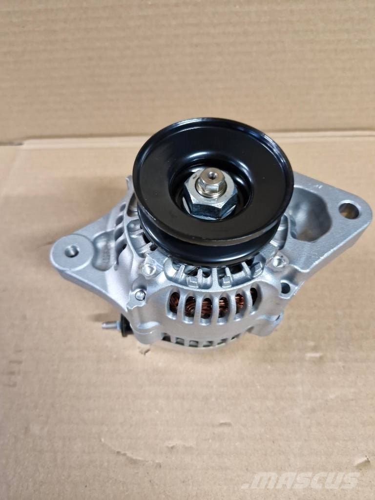 Hitachi YNM12924077200 / 4661285 / ALTERNATEUR Miniexcavadoras