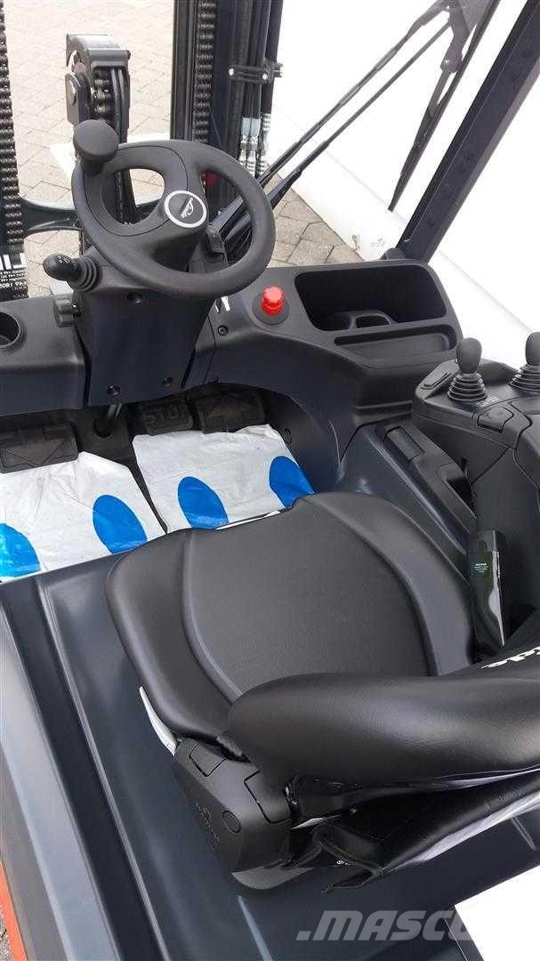 Linde E25L Chariots élévateurs électriques