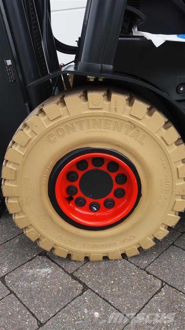 Linde E25L 电动叉车