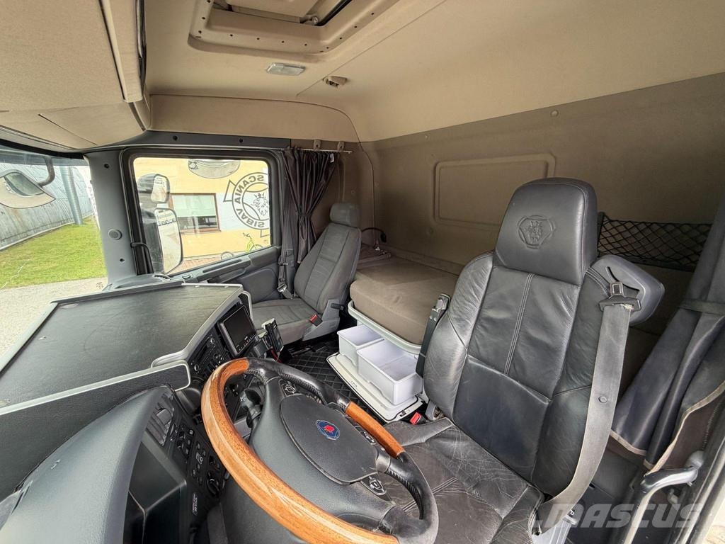 Scania R490 8x2*6 EURO 6 + 22M3 TANK CAPACITY Automobilinės cisternos