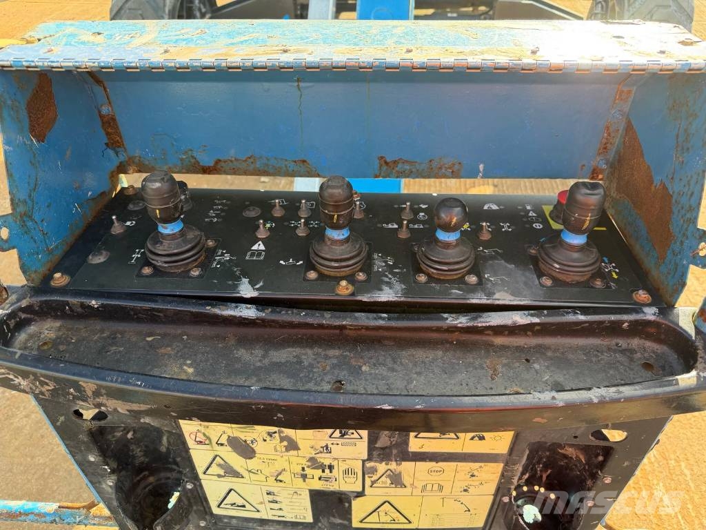 Genie ZX 135/70 Zglobne dvižne ploščadi