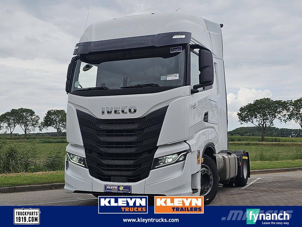 Iveco S-WAY AS440S49 Naudoti vilkikai